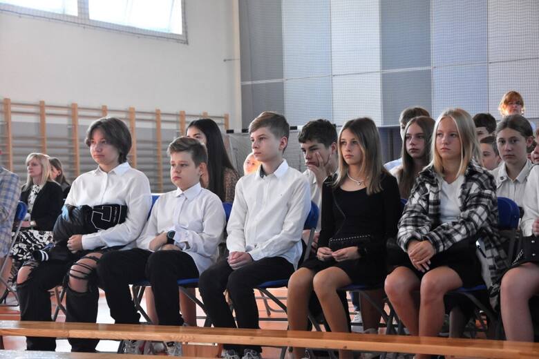 Rozpoczęcie roku szkolnego 2022/2023 w Szkole Podstawowej nr 1 im. Mikołaja Kopernika w Bolszewie