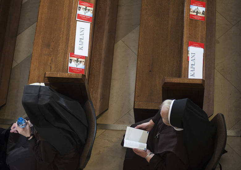 Papież Franciszek podczas mszy w Sanktuarium Bożego Miłosierdzia w Krakowie-Łagiewnikach