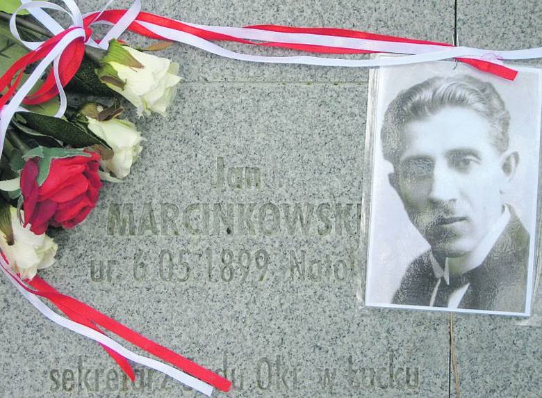 Tablica epitafijna Jana Marcinkowskiego na Polskim Cmentarzu Wojennym w Kijowie-Bykowni.
