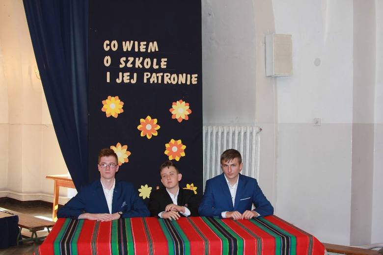 Uczniowie klas pierwszych ZSP nr 1 w Łowiczu sprawdzili swoją wiedzę o patronie szkoły [ZDJĘCIA]