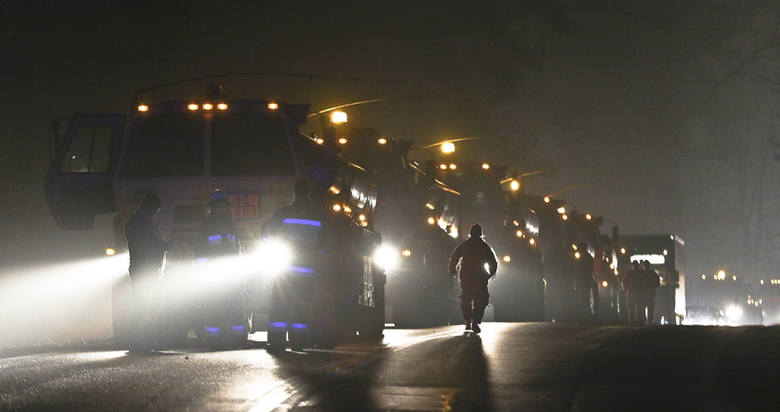W sobotę wieczorem  około godz. 18.55 na drodze krajowej 27 koło miejscowości Piaski pod Zieloną Górą ciężarówka amerykańskiej armii wypadła z drogi