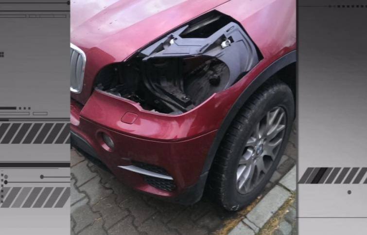 Tak wygląda BMW X5 z ukradzionymi reflektorami