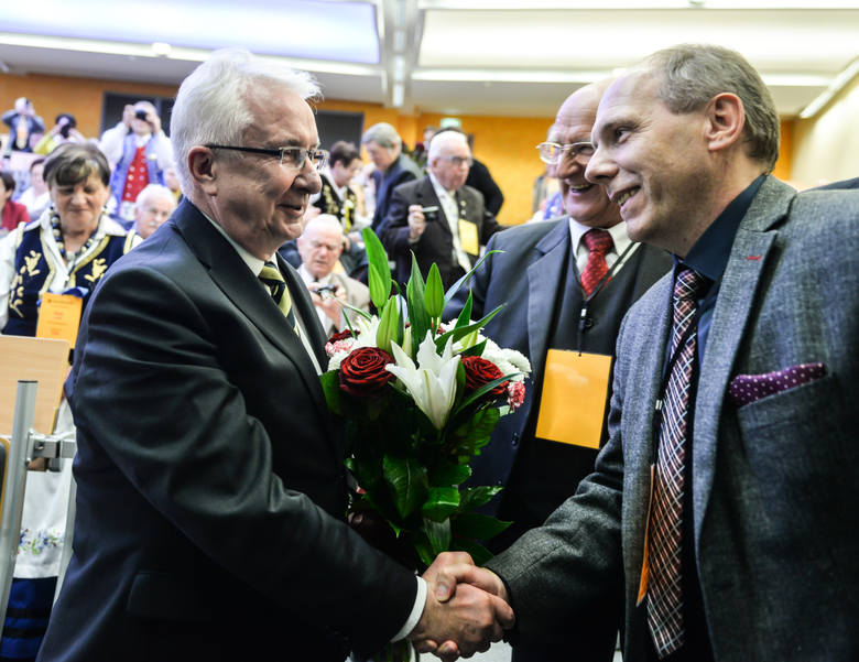 Prof. Edmund Wittbrodt został wybrany na nowego prezesa organizacji, pokonując w głosowaniu dr. Eugeniusza Pryczkowskiego