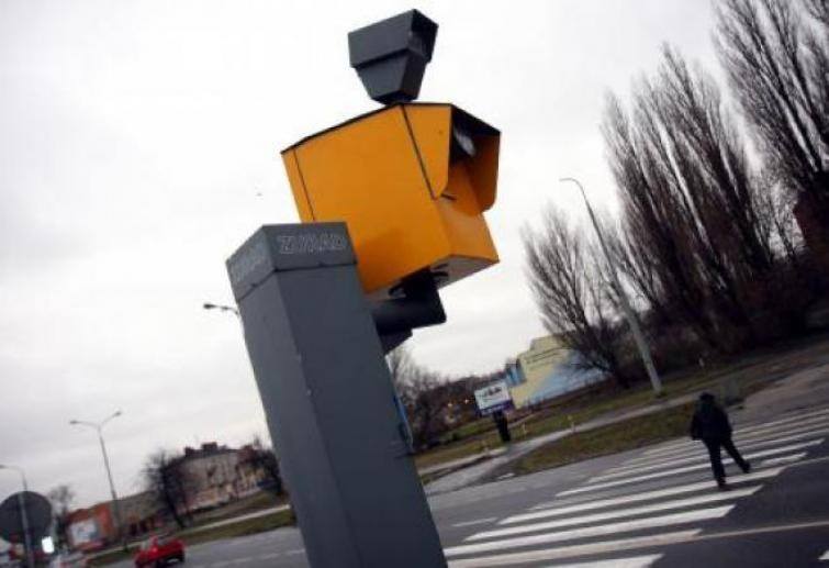 Tysiące wniosków z fotoradarów zasypało sąd w Słupsku