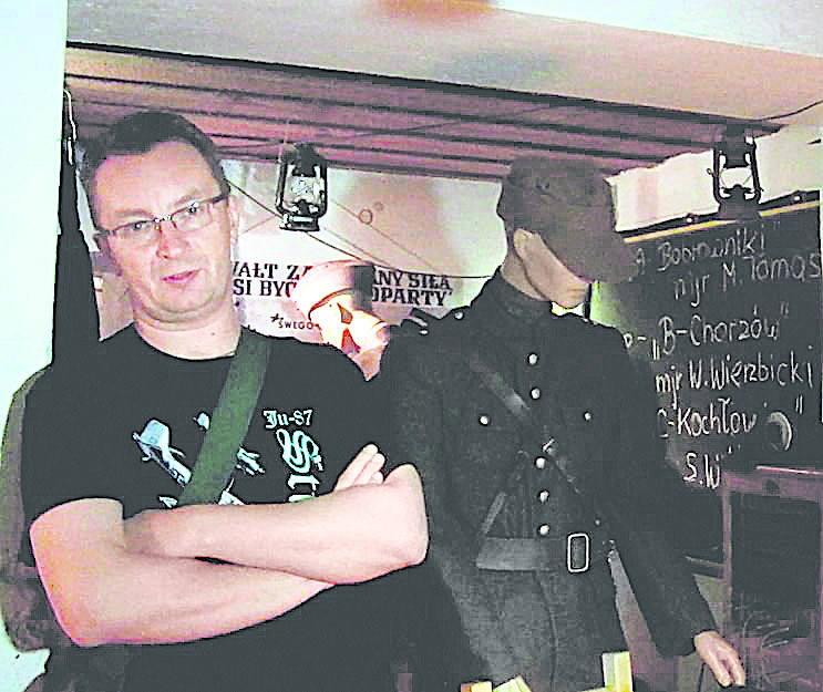 Dariusz Pietrucha w chorzowskim schronie  dowodzenia Obszaru Warownego "Śląsk"