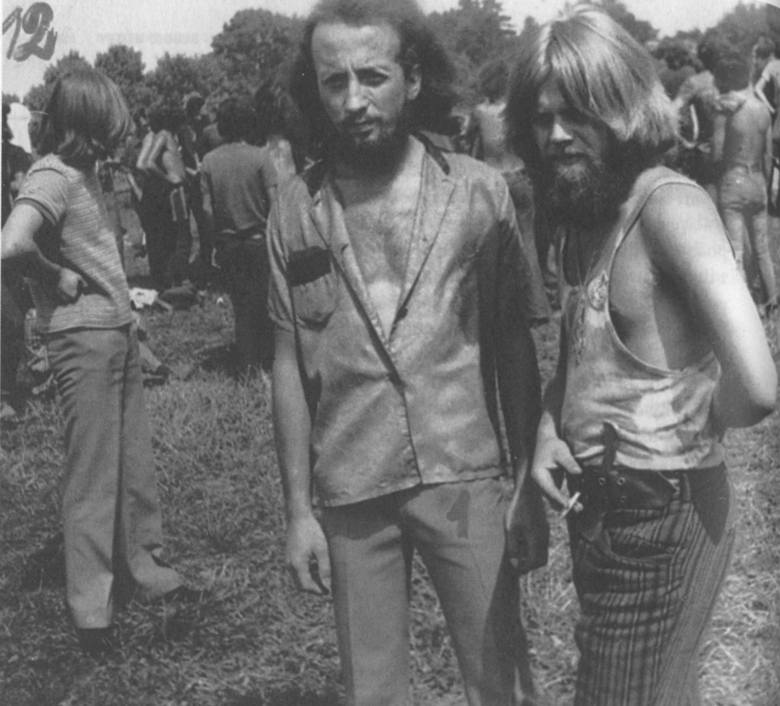 Uczestnicy zlotu hipisów na Jasnej Górze w sierpniu 1971 r.