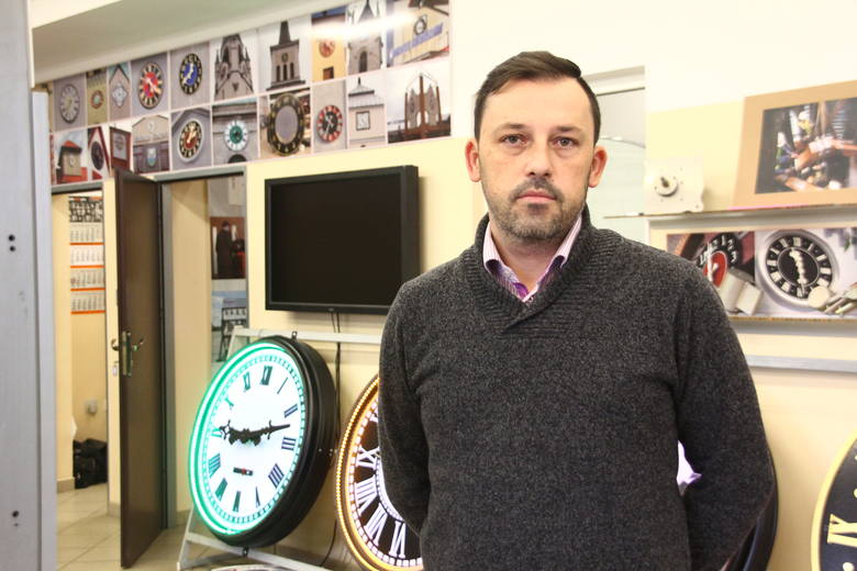 Grzegorz Klyszcz, właściciel firmy Rduch Bells & Clocks uczył się fachu od swojego teścia, Antoniego Rducha