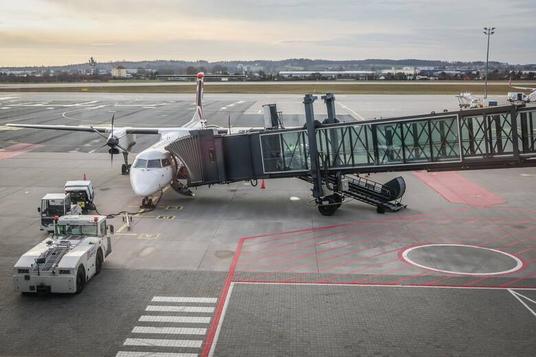 Pasażerowie, którzy zdecydowali się na pokonanie samolotem trasy między Wrocławiem a Olsztynem – za lot w jedną stronę płacili średnio 69 zł.