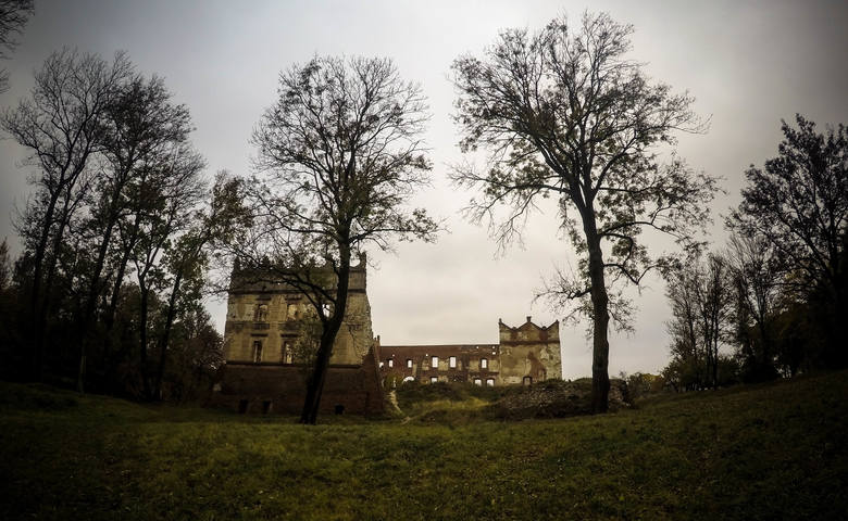 Ruiny zamku w Krupem, na trasie między Chełmem a Krasnymstawem