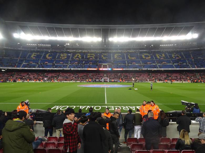 Camp Nou podczas 1/8 finału Copa del Rey: FC Barcelona - Athletic Bilbao 3:1