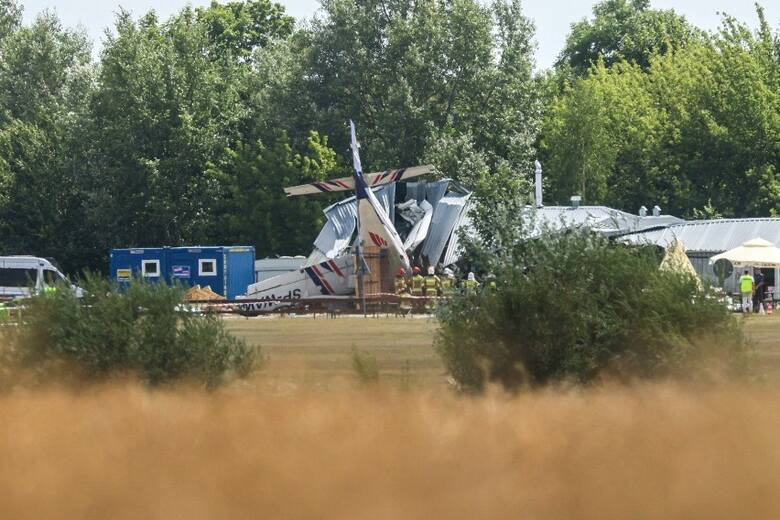 W katastrofie samolotu Cessna 208 B zginęło 5 osób, a 8 zostało rannych.