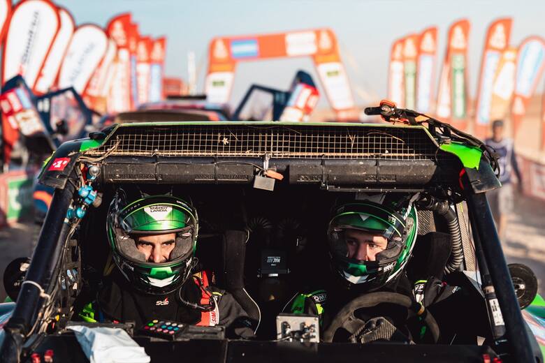 Goczałowie wyrzuceni z Rajdu Dakar! Za co została zdyskwalifikowana ekipa Energylandia Rally Team?