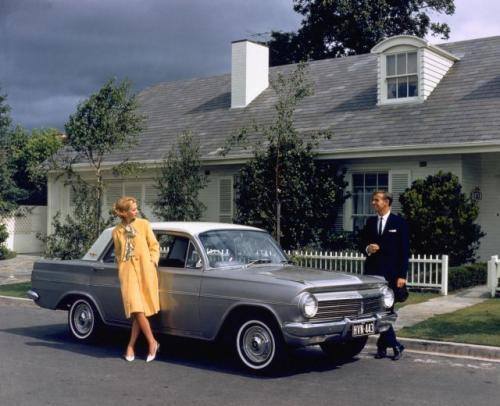 Fot. Holden: Holden EH (1963 r.) był najszybciej sprzedającym się modelem w historii firmy. Obywatele dorobili się nie tylko samochodu lecz również własnego