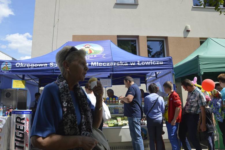 Piknik rodzinny w ZSP nr 2 w Łowiczu (Zdjęcia)