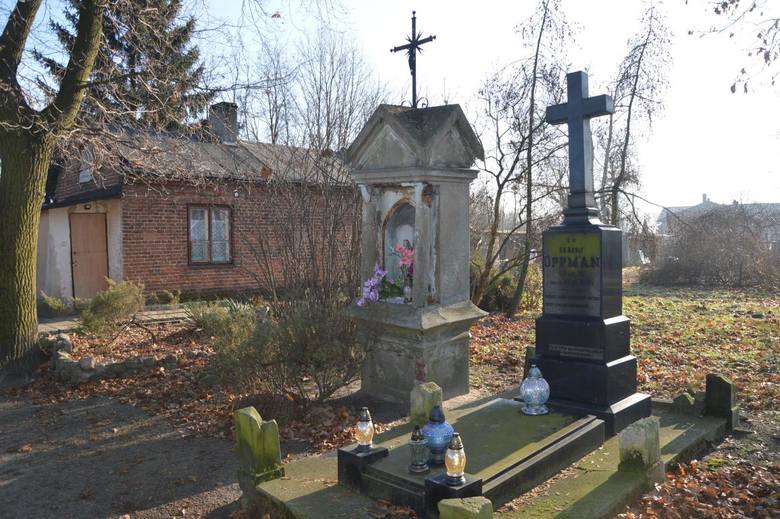 Cmentarz ewangelicki w Łowiczu ma prawie 180 lat. Historia łowickich ewangelików [ZDJĘCIA]