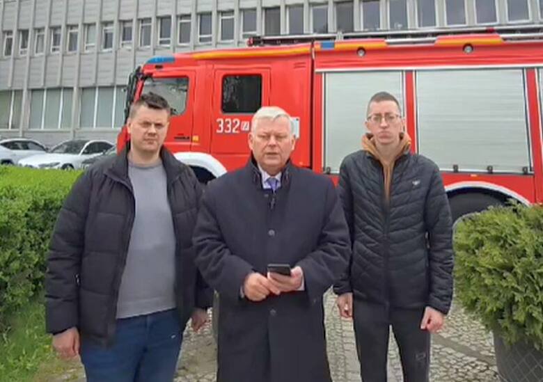 Poseł Marek Suski o niepokojącej informacji oraz ewakuacji w biurach poselsko - senatorskich w Radomiu poinformował na swoim Facebooku.