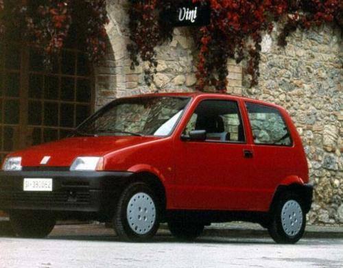 Fiat Cinquecento w grupie pojazdów 6-7 letnich zajmuje odległą pozycję.