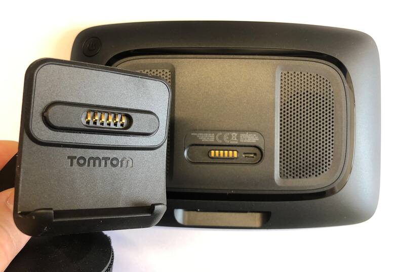 Kilka tygodni temu TomTom wprowadził na rynek nową nawigację TomTom Go Discover, która może być dostępna w trzech rozmiarach ekranu: 5-, 6- i 7-cali.