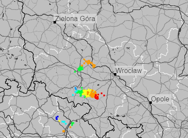 Wyładowania atmosferyczne na Dolnym Śląsku w czwartek, 16.06, po godzinie 13