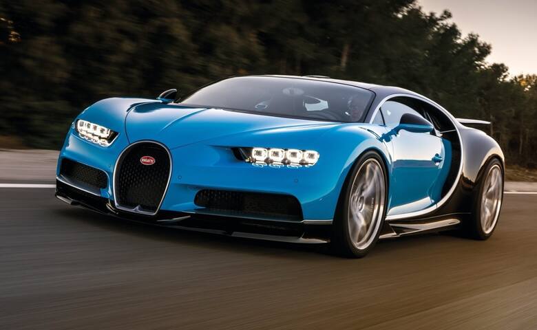 7. Bugatti ChironCena: 2 900 000 euroSilnik: 8.0 W16, 1500 KMPrędkość maksymalna: ok. 463 km/hPrzyspieszenie 0-100 km/h: 2,2 sFot. Bugatti