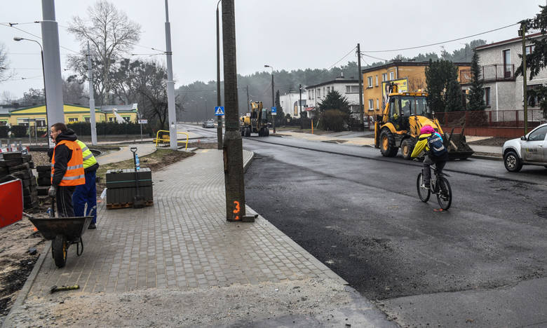 Dobiegają końca prace przy przebudowie ulicy Glinki na odcinku od Szpitalnej do Bydgoskich Przemysłowców. Wykonawca prac zakończył już działania przy pętli tramwajowej.