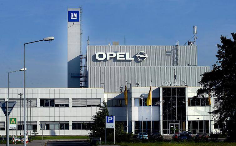 15-lecie fabryki Opla w Gliwicach