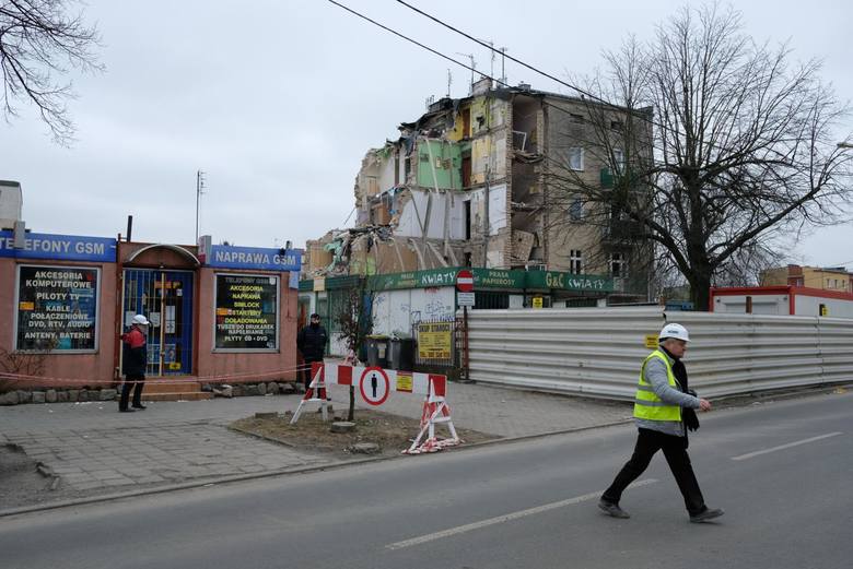 Do wybuchu gazu w kamienicy na poznańskim Dębcu doszło w marcu 2018 roku. W gruzach odnaleziono ciała zamordowanej Beaty J. oraz czterech osób, które zginęły wskutek eksplozji i zawalenia się części budynku. 