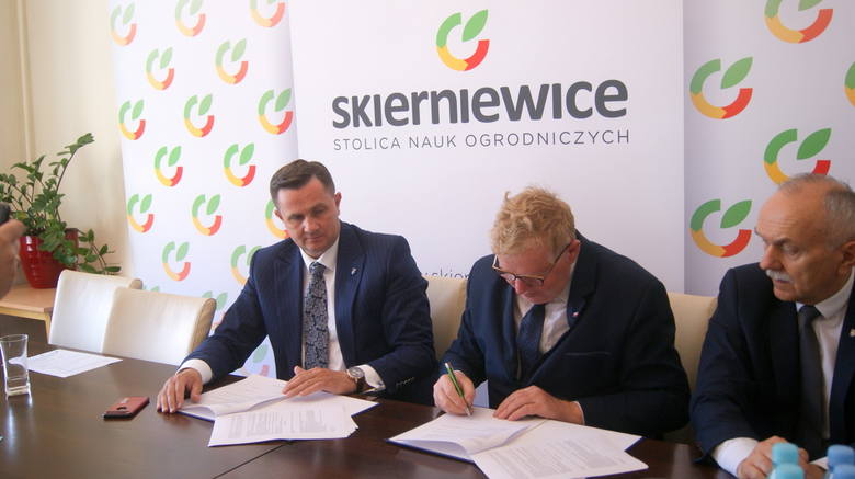 Zwiększenie udziału OZE w wytwarzaniu energii na terenie Skierniewic [ZDJĘCIA, FILM]