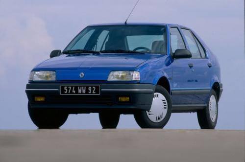 Fot. Renault: Renault 19 był pierwszym modelem tego producenta, w którym szczególna uwagę zwrócono na jakość montażu i zabezpieczenie antykorozyjne,