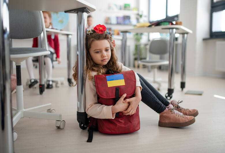 dziewczynka z Ukrainy w klasie 