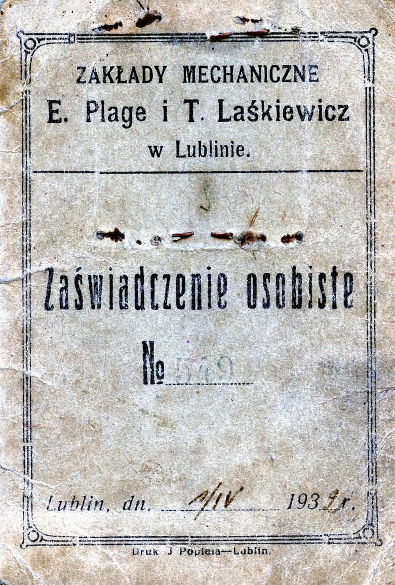 Dokument, którego właścicielką była Felicja Zenf. Dowiadujemy się, że zamieszkała na Probostwie Felicja Zenf była szwaczką w tapicerni Działu Lotniczego w Zakładach Mechanicznych E. Plage i T. Laśkiewicz. Pracę zaczęła 19 marca 1932 r., miała wtedy 27 lat.