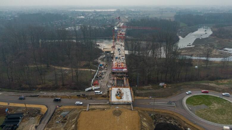 Budowa mostu nad Sołą i ronda na połączeniu obwodnicy z drogą 933 na ul. Legionów w Oświęcimiu