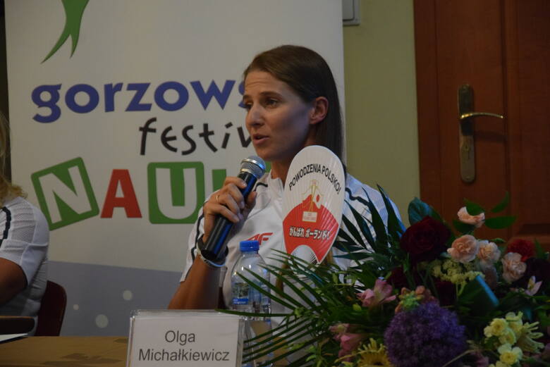 To był dzień kajaków i wioseł w Gorzowie. AZS AWF i mieszkańcy powitali Annę Puławską i innych naszych olimpijczyków z Tokio