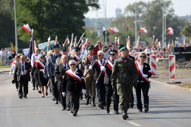Międzynarodowy Marsz Żywej Pamięci Polskiego Sybiru 2016 przeszedł ulicami Białegostoku