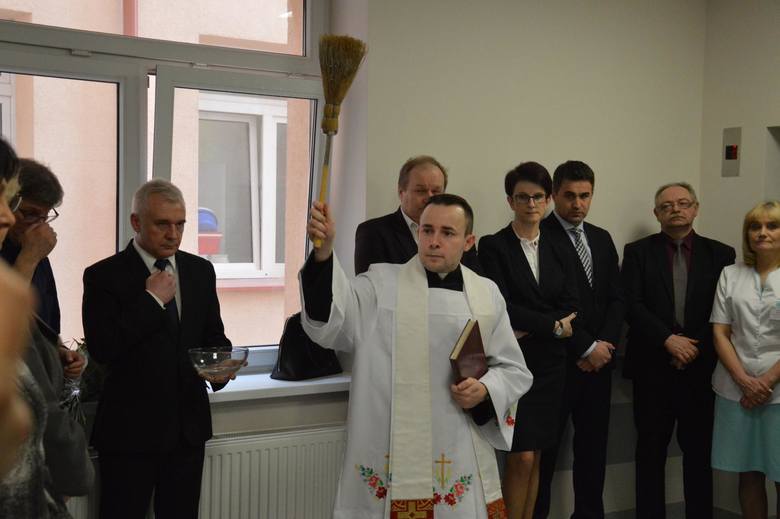 Odnowione pomieszczenia poświęcił szpitalny kapelan ks. Michał Szkupiński
