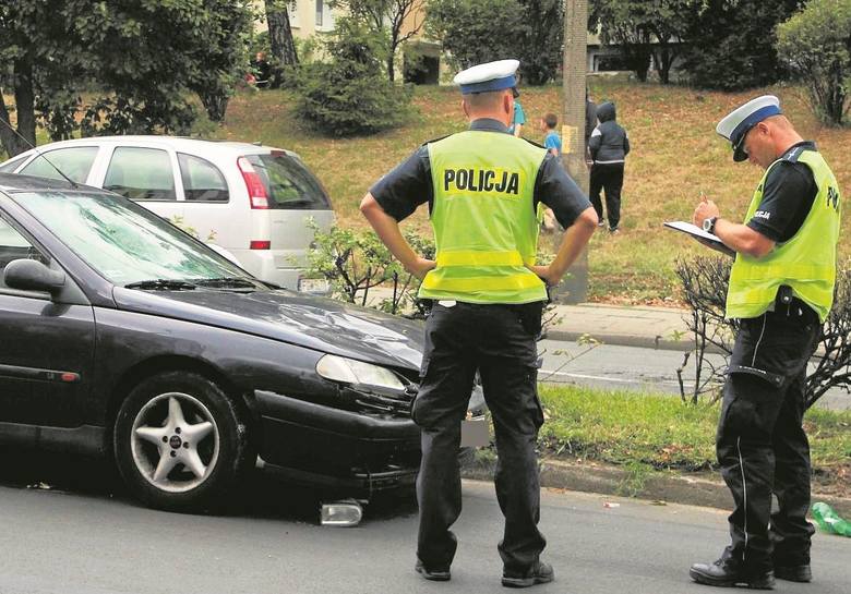 Gorzów, al. Konstytucji 3 Maja, 3 września 2015 r. - 28-letni kierowca renault śmiertelnie potrącił na przejściu 59-latkę.