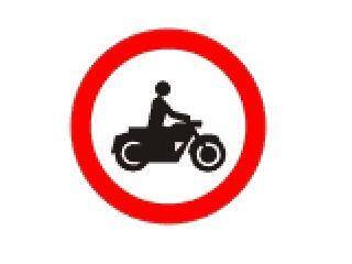 B-4  zakaz wjazdu motocykli
