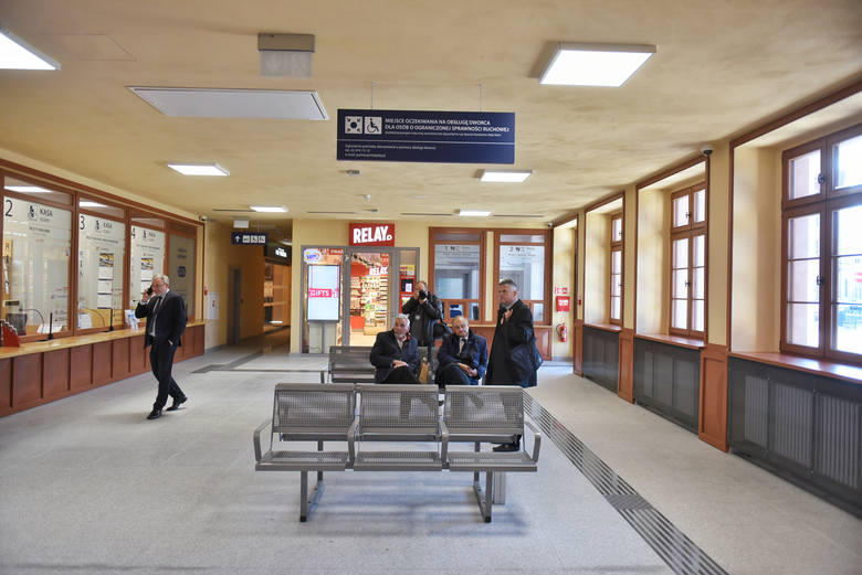 Poznań: Dworzec Poznań Zachodni otwarty na nowo! Co się zmieniło?