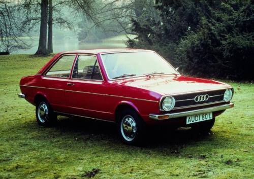 Fot. Audi:  Udany model 80 z 1972 r. spopularyzował markę Audi wśród mniej zamożnych nabywców.