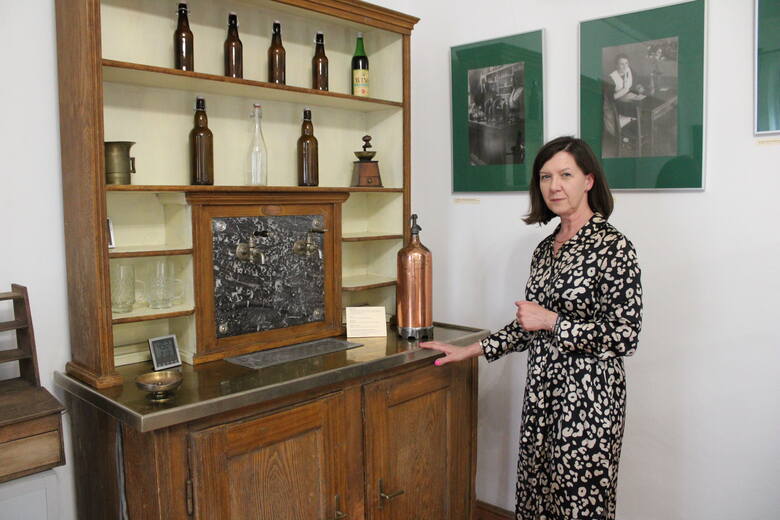 Kultowe restauracje w Chrzanowie. Marta Gawor, Kustosz Muzeum w Chrzanowie prezentuje szynkwas
