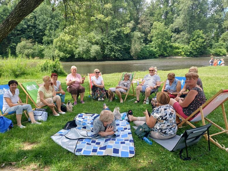 Seniorski Piknik na bulwarach w Oświęcimiu odbył się w ramach obchodzonego w mieście Roku Rzeki Soły