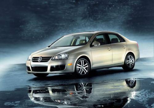 Fot. VW: W przyszłym roku koncern Volkswagen wprowadzi na światowe rynki kilka nowych modeli. Na zdjęciu nowy VW Jetta przygotowany na rynek ameryka