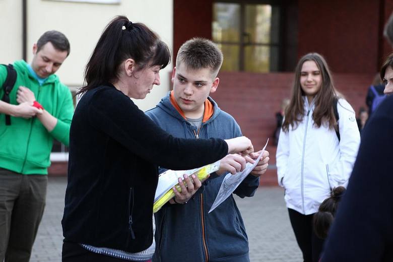 Ekstremalna droga krzyżowa uczniów i nauczycieli Klasyka [ZDJĘCIA]