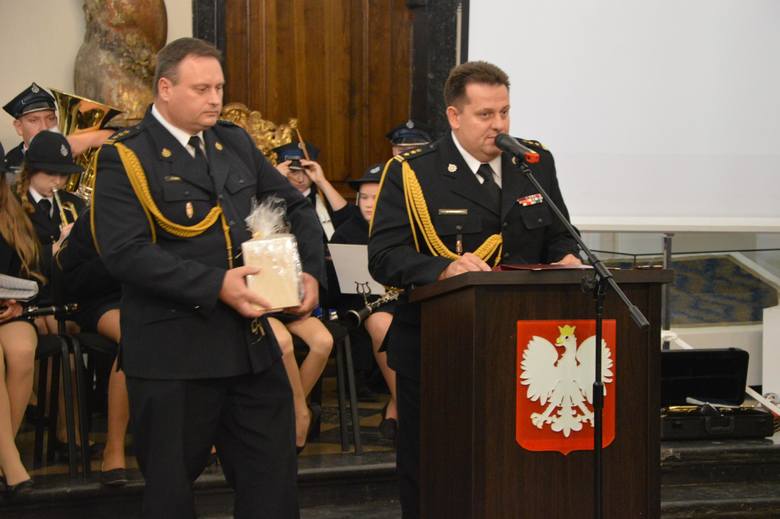 Gorzkie słowa podczas pożegnania komendanta powiatowego PSP w Łowiczu [ZDJĘCIA]