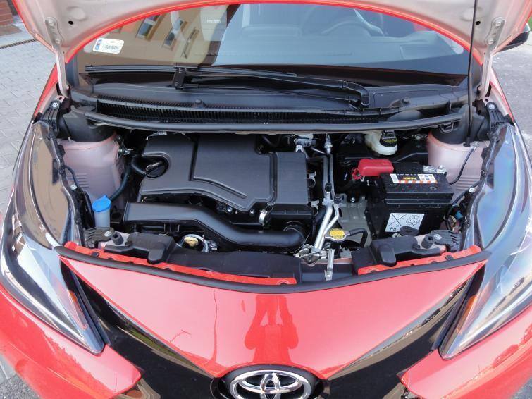 Ogromna popularność Toyoty Aygo sprawia, że jest ona jednym z aut najczęściej rozważanych przez osoby szukające używanego samochodu segmentu A. Czy w