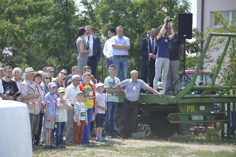 Piknik rodzinny w ZSP nr 2 w Łowiczu (Zdjęcia)