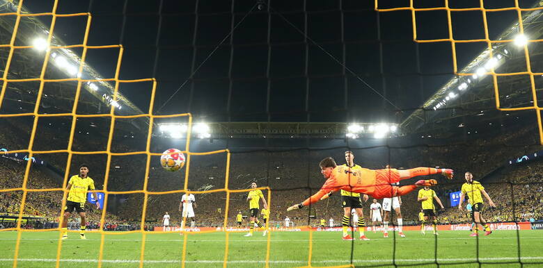 Borussia Dortmund sprawiła sensację w półfinale Ligi Mistrzów. Do Paryża uda się z jednobramkową zaliczką