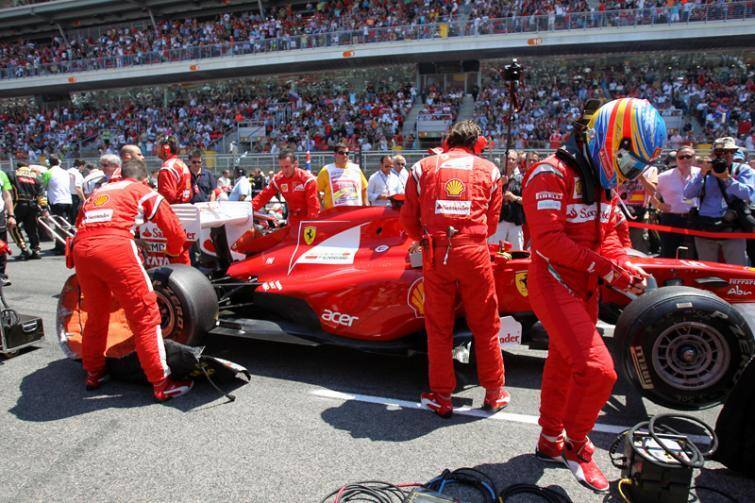 Grand Prix Indii: Vettel wystartuje jako pierwszy
