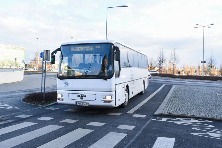 11.02.2019 poznan lg pks poznan bus autobus dworzec. glos wielkopolski. fot. lukasz gdak/polska press