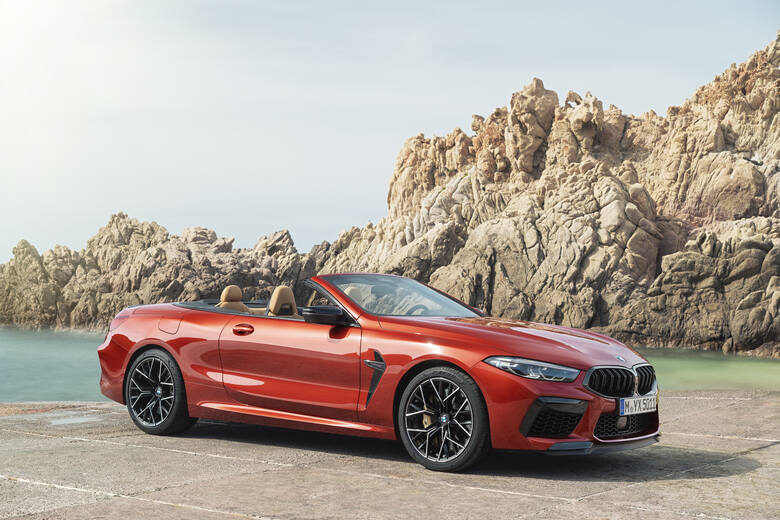 BMW M8 Nowe modele czerpią moc z najpotężniejszego silnika, jaki powstał do tej pory w historii BMW. Wysokoobrotowy silnik V8 z technologią M TwinPower